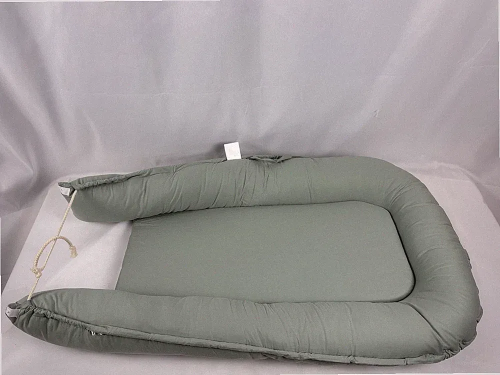 infant recliner bed